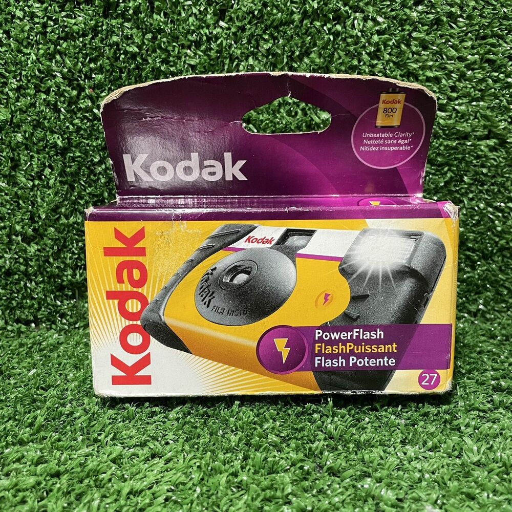 Kodak Power Flash Disposable 35mm Film Camera (27 Exposures) 10/2009 Expiration